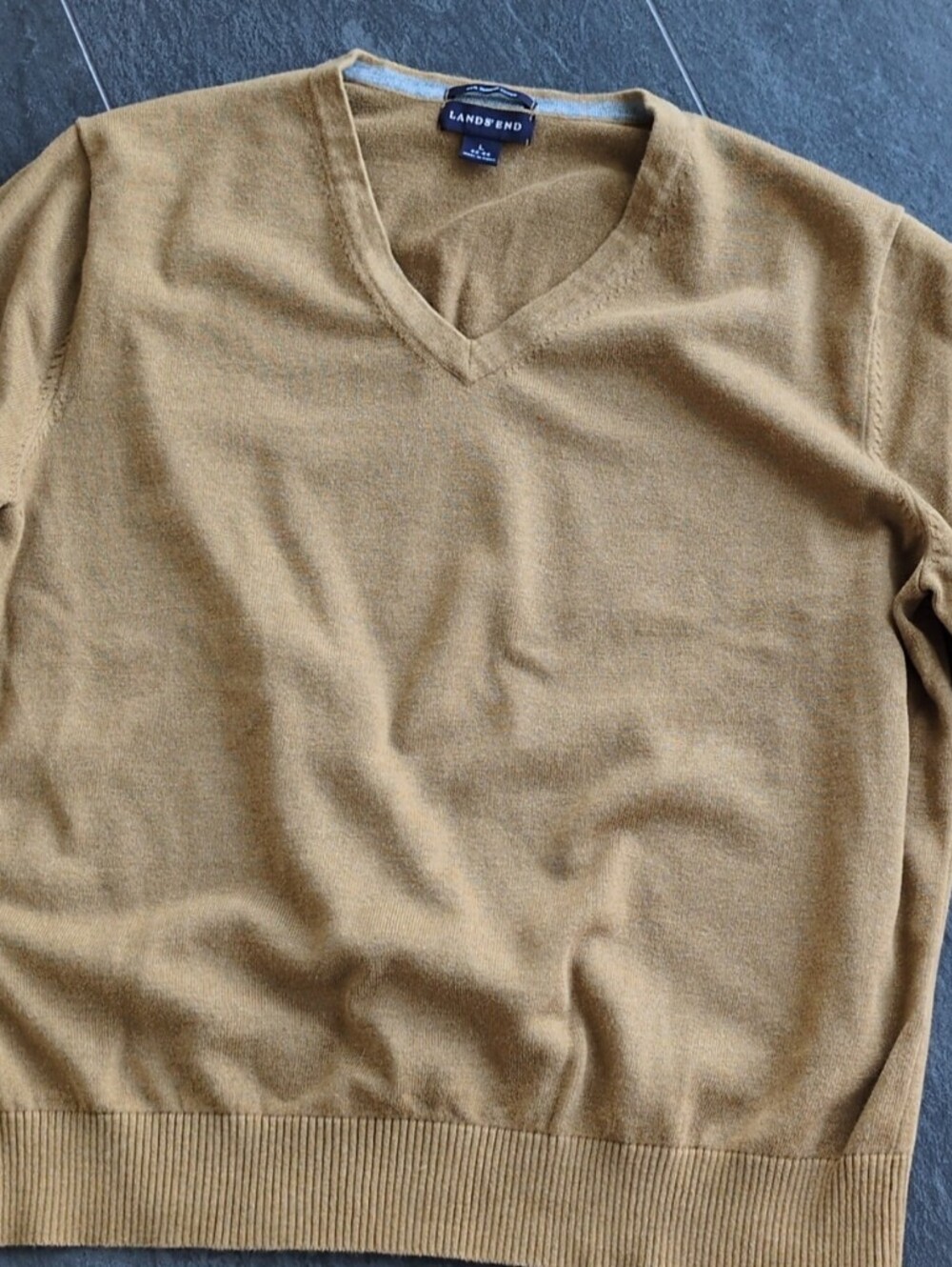 Lands' End Men’s V-Neck Sweater - Camel